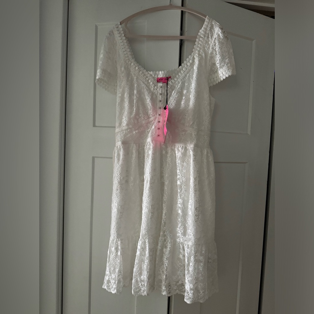 Betsey Jonson above-knee white summer dress